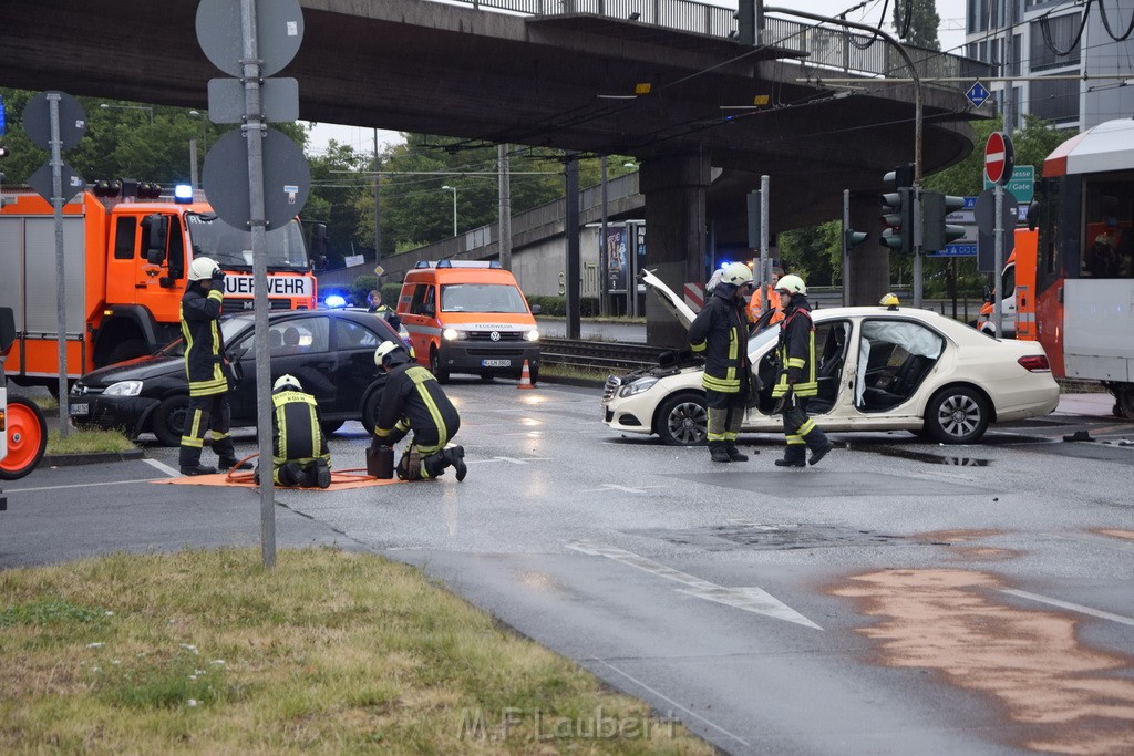 VU 3 Pkw Koeln Deutz Am Messekreisel P071.JPG - Miklos Laubert